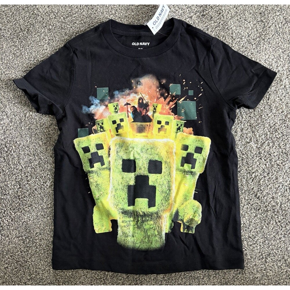 Boys Minecraft T-Shirt Size 10/12 NWT A5